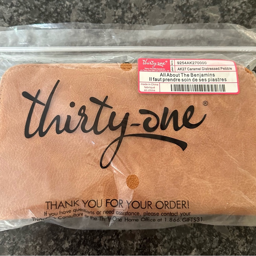 Brand New Thirty-One wallet/All About The Benjamins/Caramel distressed Pebble